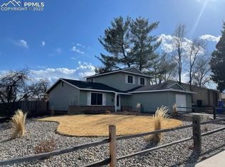 3017 Greenwood Cir, Colorado Springs, CO 80910