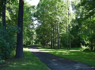 1C Victory Ln, Red Hook, NY 12571