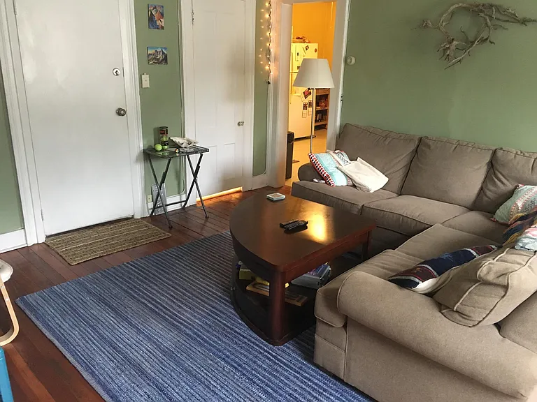 117 Nicoll St #2 — Photo 4