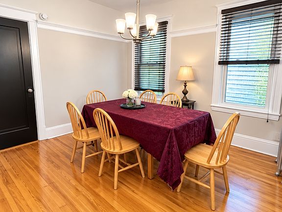 4th image of 2422 Saint Raymond Ave #2