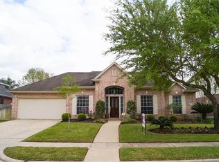 2509 Dixie Woods Dr, Pearland, TX 77581