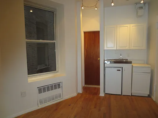 Rented by Waverly Realty Associates | media 13