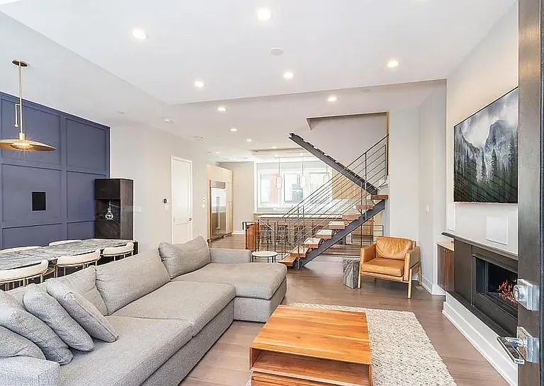 609 N Galloway St — Photo 2