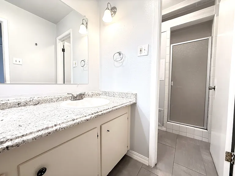 4800 N Stanton St #183-1 — Photo 31