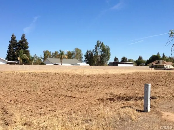 Melba Dr, Madera, CA 93638