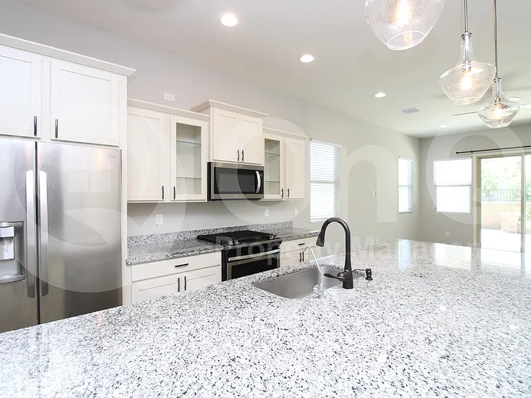 2051 E Wisteria Dr — Photo 3