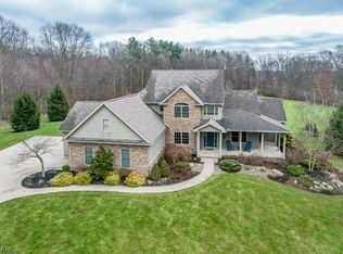2937 Sutton Ln, Medina, OH 44256