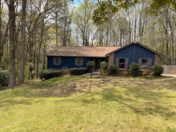 2928 Sanibel Dr