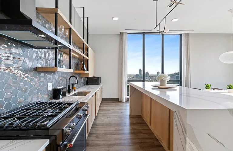 240 Park Avenue — Photo 76