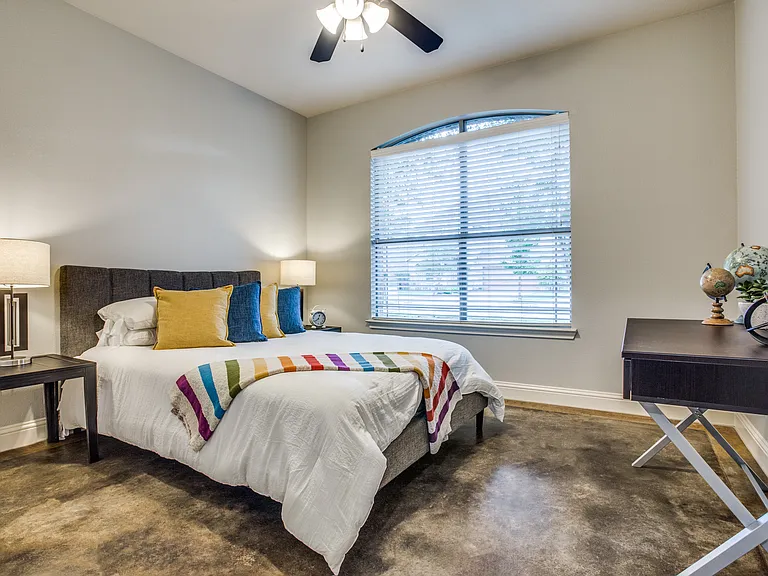 Walking distance to TCU! Cute 4-bedroom home. Bedroom 2.