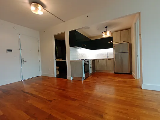 Rented by City Vista Inc | media 6