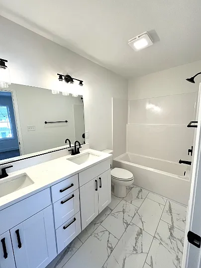 110 Aaron Pl #1-606 — Photo 12