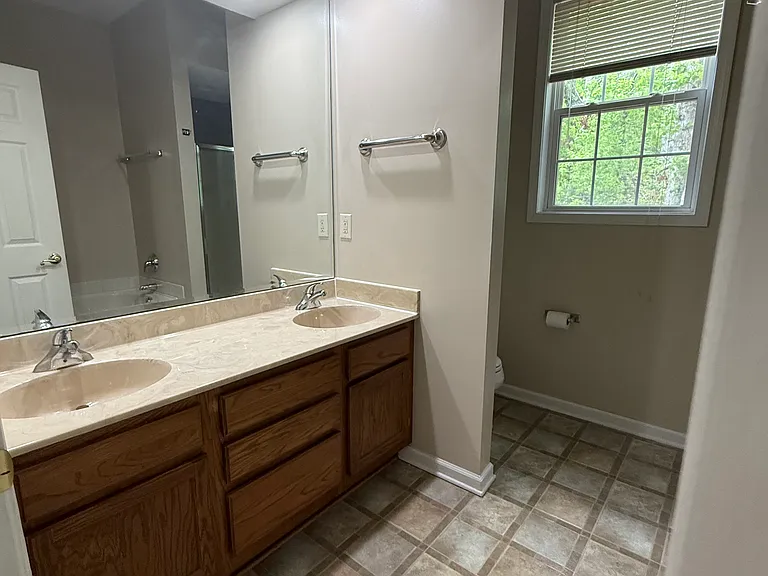 379 High Ridge Dr — Photo 14