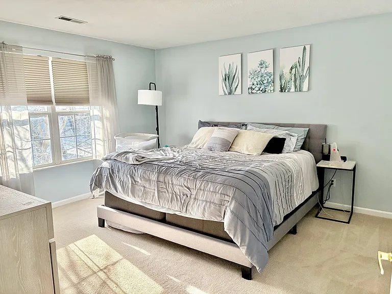 23277 Sharon Dr — Photo 7