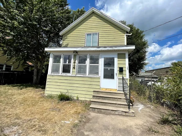 214 Edwards St, Waterloo, IA 50703