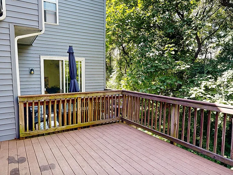 60 River Ln — Photo 25