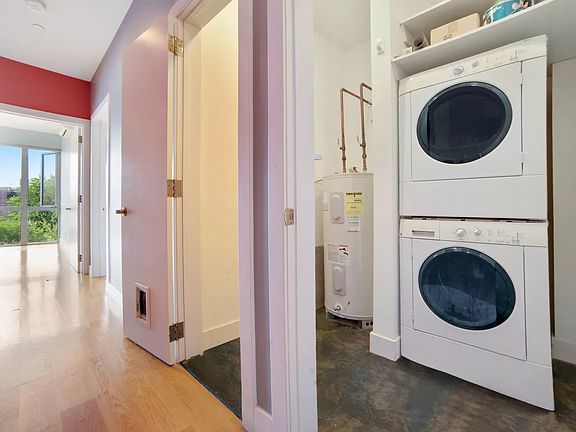 4th image of 727 Dean St APT 4