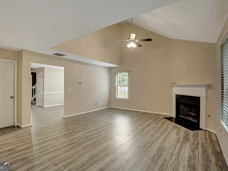 1118 Quail Hunt Dr — Photo 11
