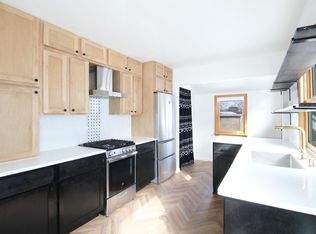 1621 Blackstone Ave S, Saint Louis Park, MN 55416