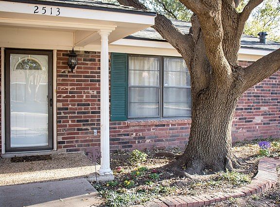 2nd image of 2513 Maxwell Dr