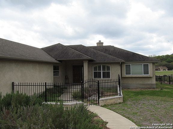 2nd image of 484 Shayla Ln