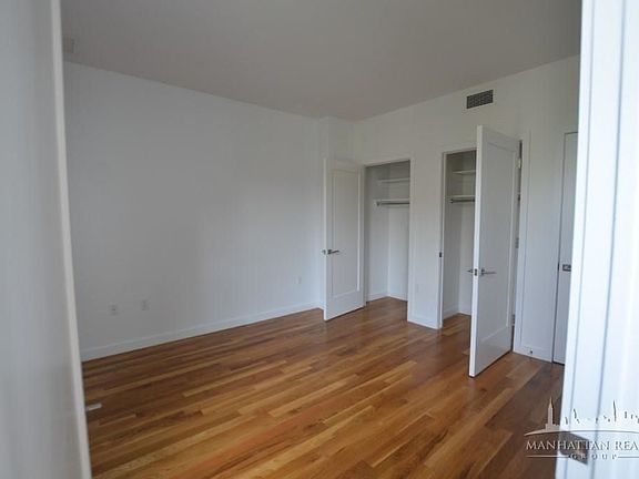 5th image of 10 Saint Pauls Pl APT 2C