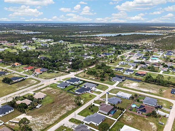 3rd image of 2909 NW 24TH AVENUE