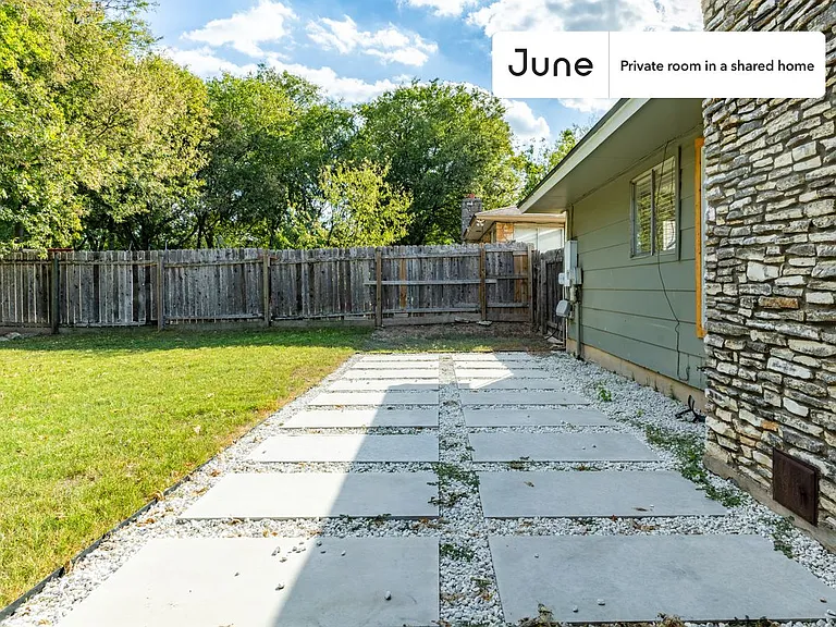 9803 Chukar Cir #B — Photo 21