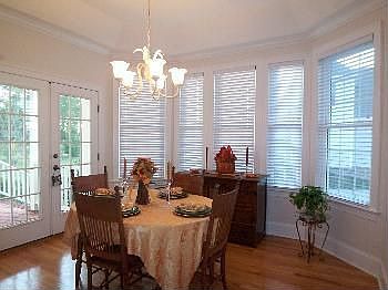 4th image of 1204 Trafalgar Dr