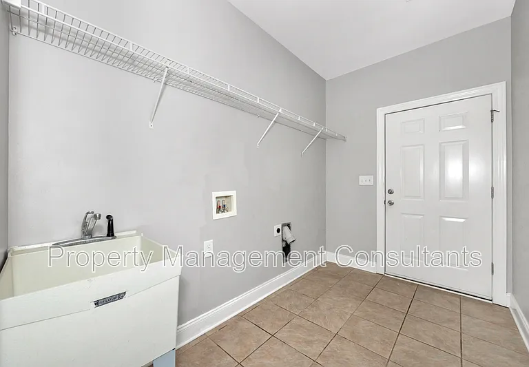 108 Blackwood Dr NW — Photo 24
