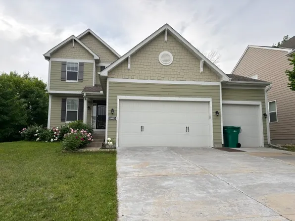 18805 46th Ave N, Plymouth, MN 55446