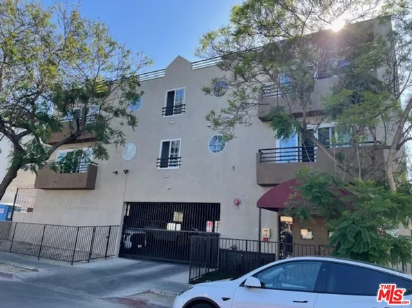 1212 Arapahoe St APT 301, Los Angeles, CA 90006