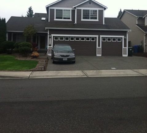 2nd image of 8212 133rd St E