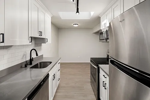 Floor plan 301