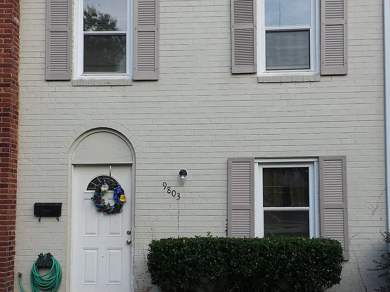 9803 Buckner Rd — Photo 1
