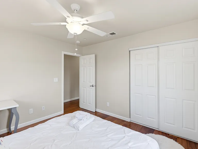609 Stanford Ave — Photo 55