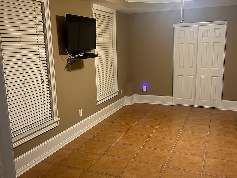 1435 Flagler Ct #1 — Photo 6