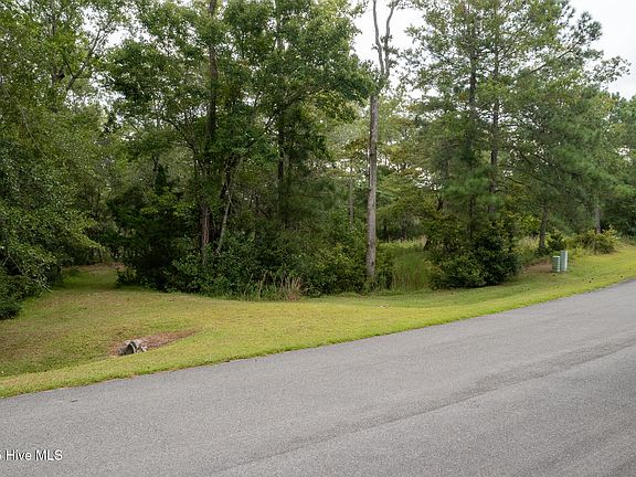 3rd image of 3310 Portside Drive SW
