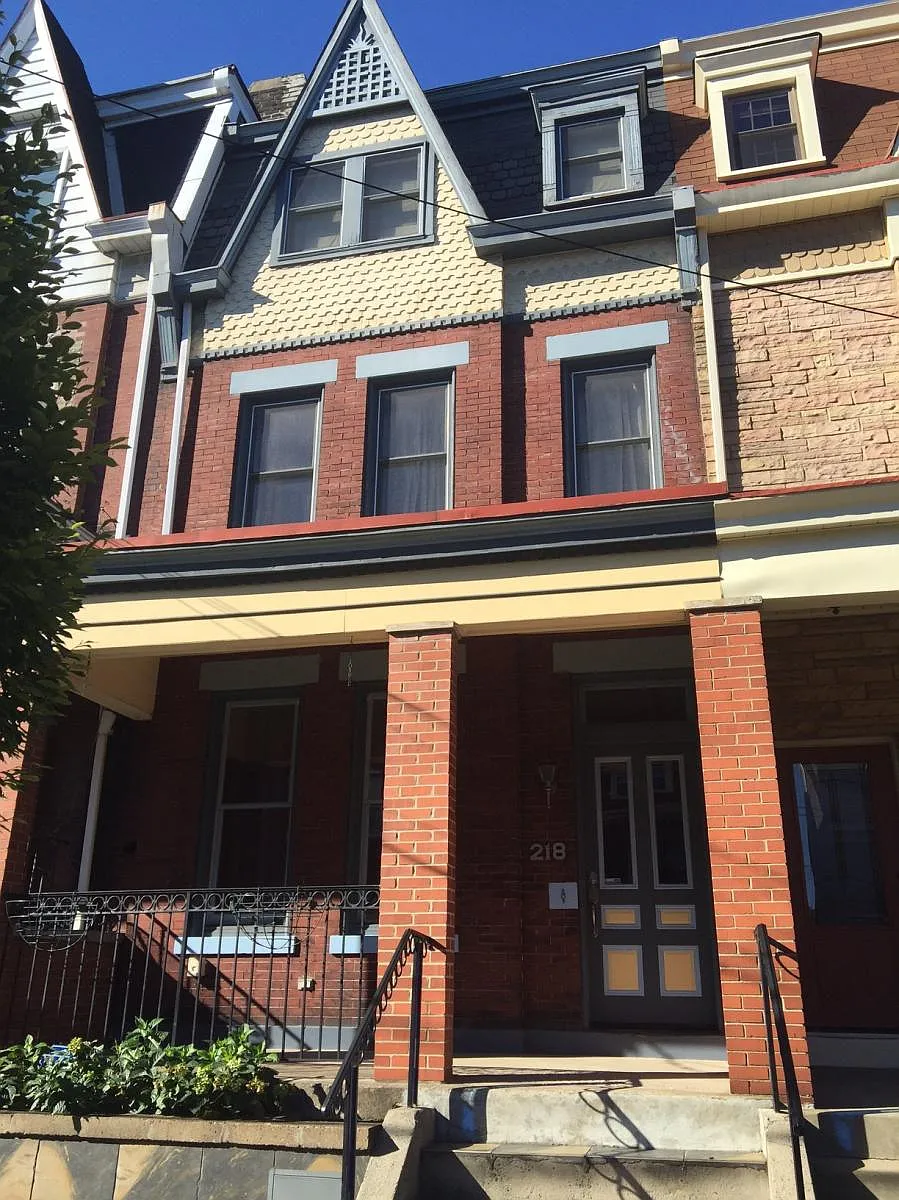 Exterior - 218 Main St
