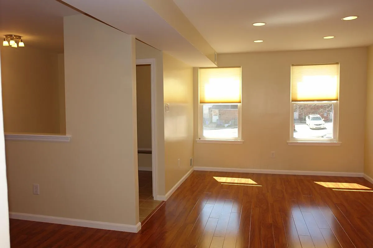 2811 Saxton Road — Photo 3