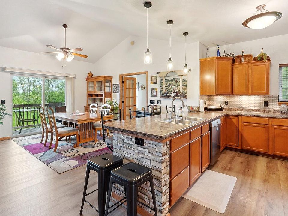 1st image of 1746 New Port Vista DRIVE