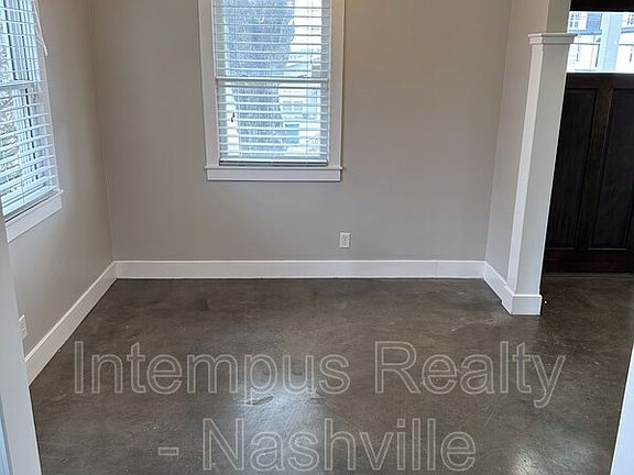 4th image of 548 Veritas St