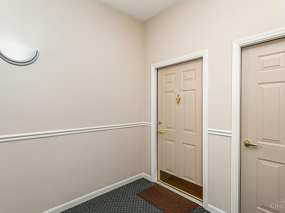 4th image of 3538 Chestnut Park Ln