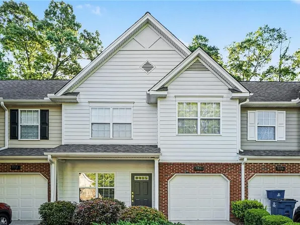994 Pike Forest Dr, Lawrenceville, GA 30045