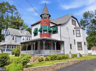 59 W Greenwood Ave, Lansdowne, PA 19050