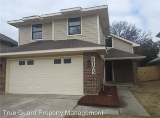 2105 Cologne Dr, Carrollton, TX 75007