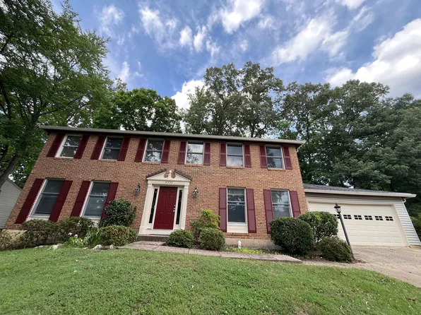 6333 Falling Brook Dr, Burke, VA 22015