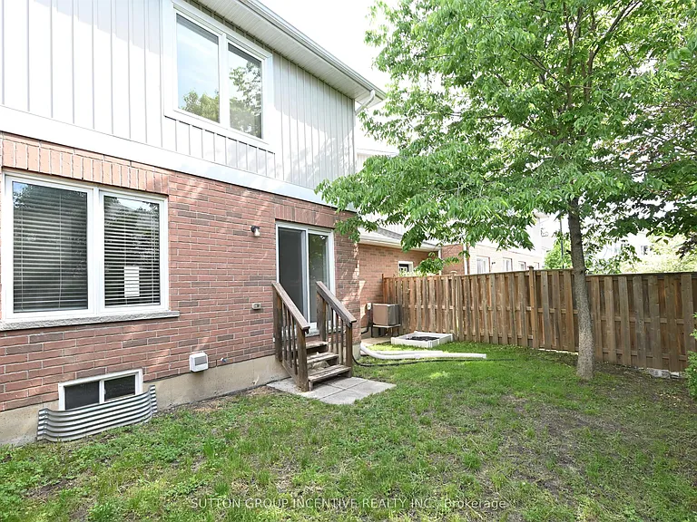 90 Sovereigns Gate #29 — Photo 36