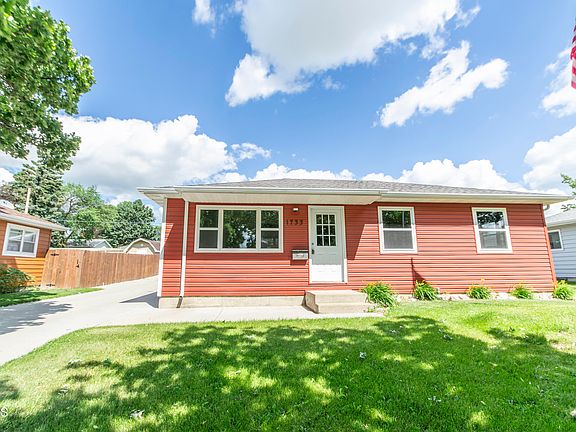 2nd image of 1733 Ryan Dr
