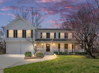 1312 Yellow Tavern Ct, Herndon, VA 20170